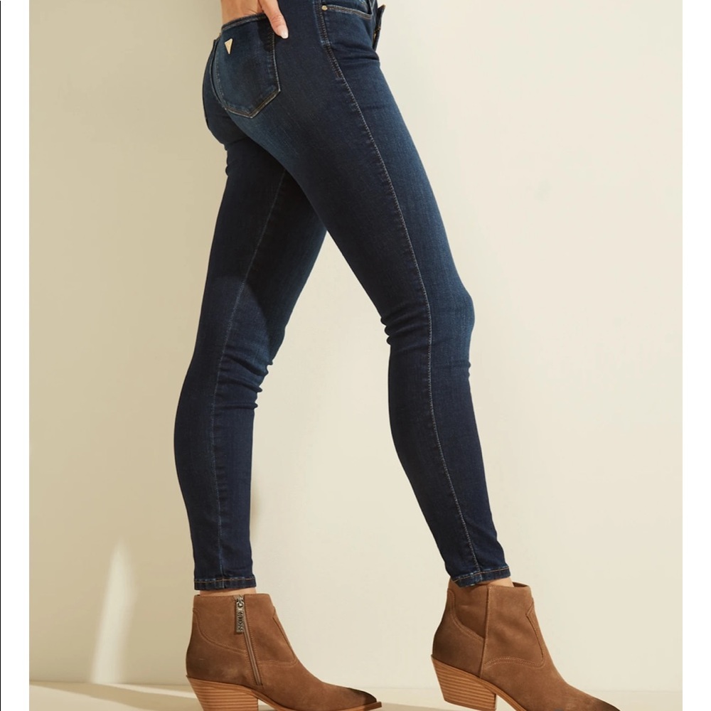 Guess jeans size 26